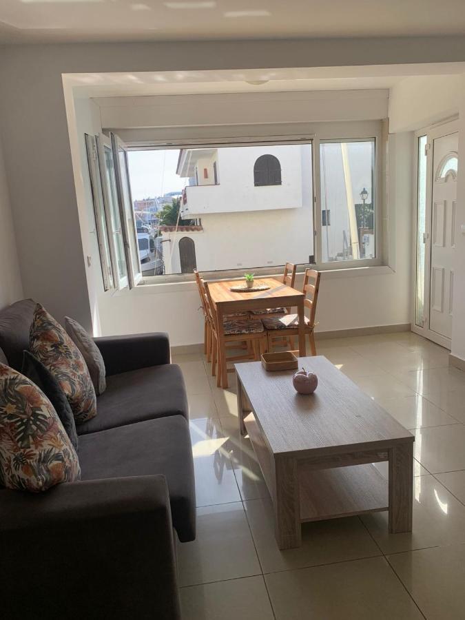 Waterside Apartment - Two Bedroom Empuriabrava Esterno foto