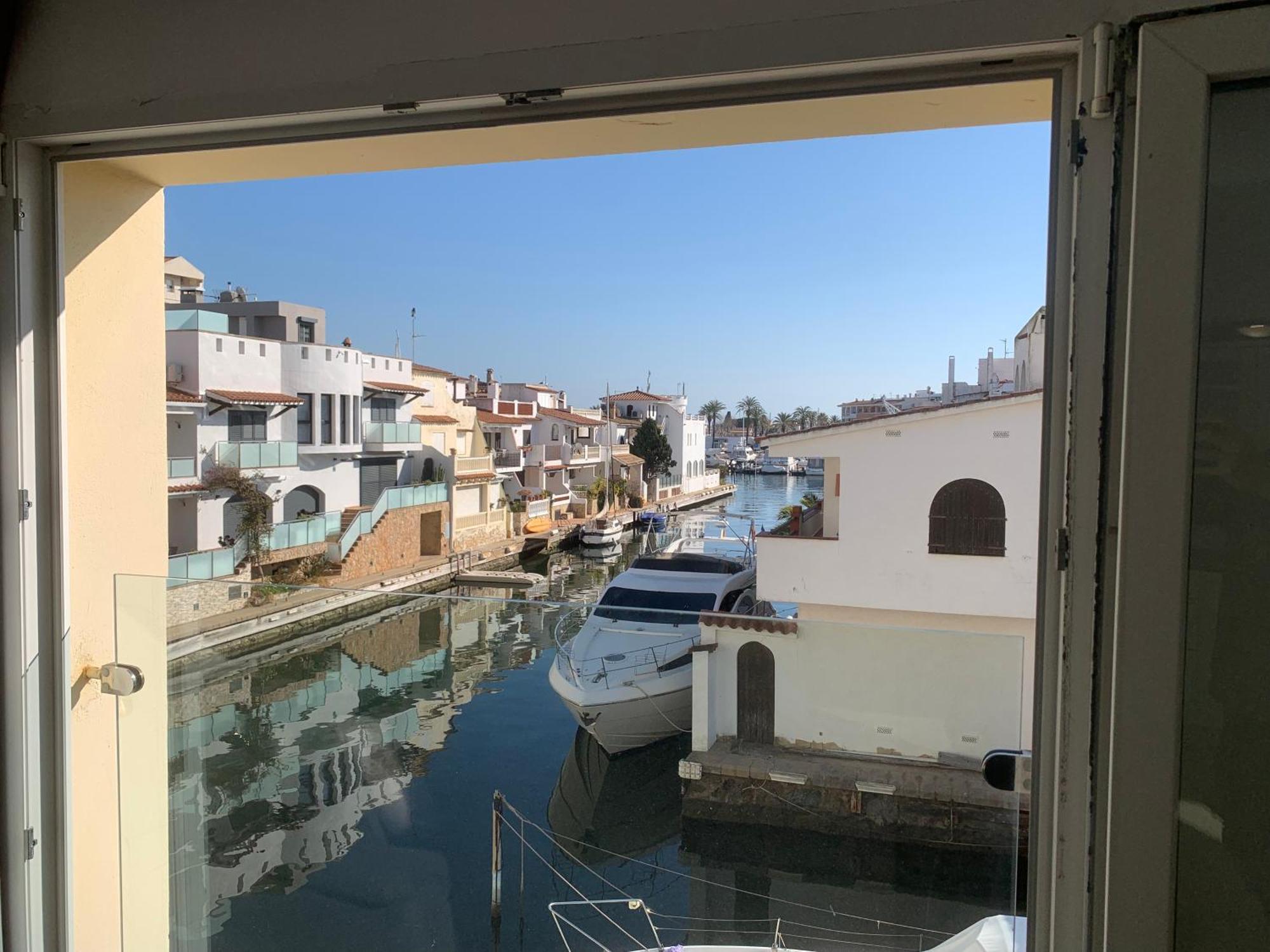 Waterside Apartment - Two Bedroom Empuriabrava Esterno foto