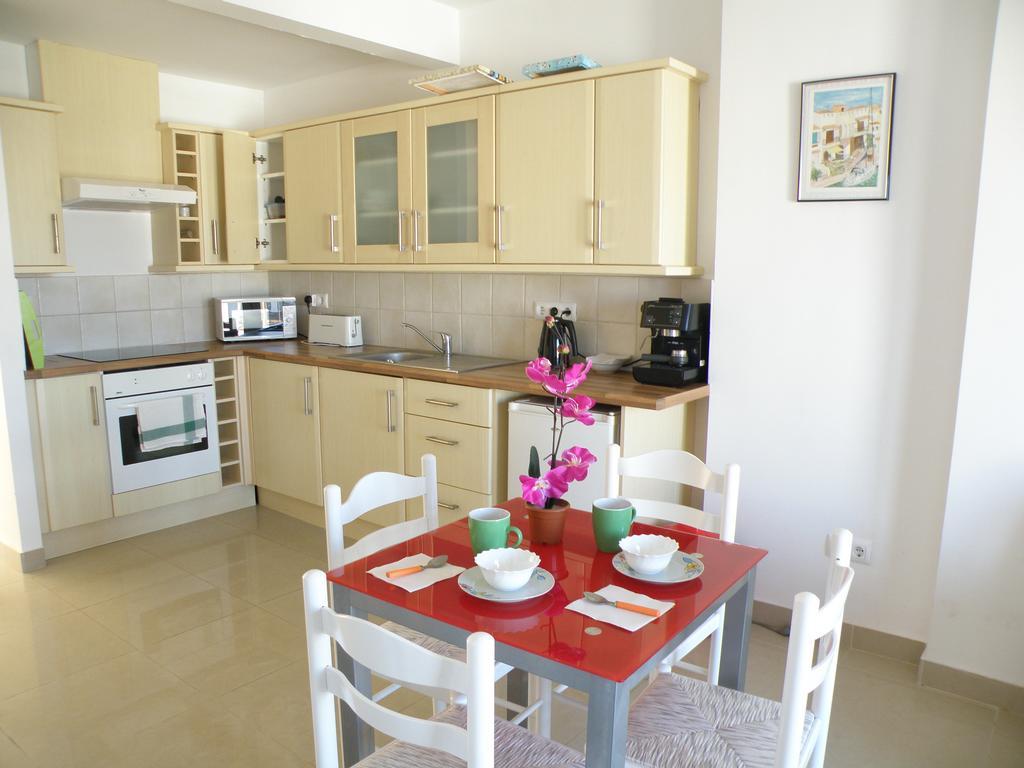 Waterside Apartment - Two Bedroom Empuriabrava Camera foto